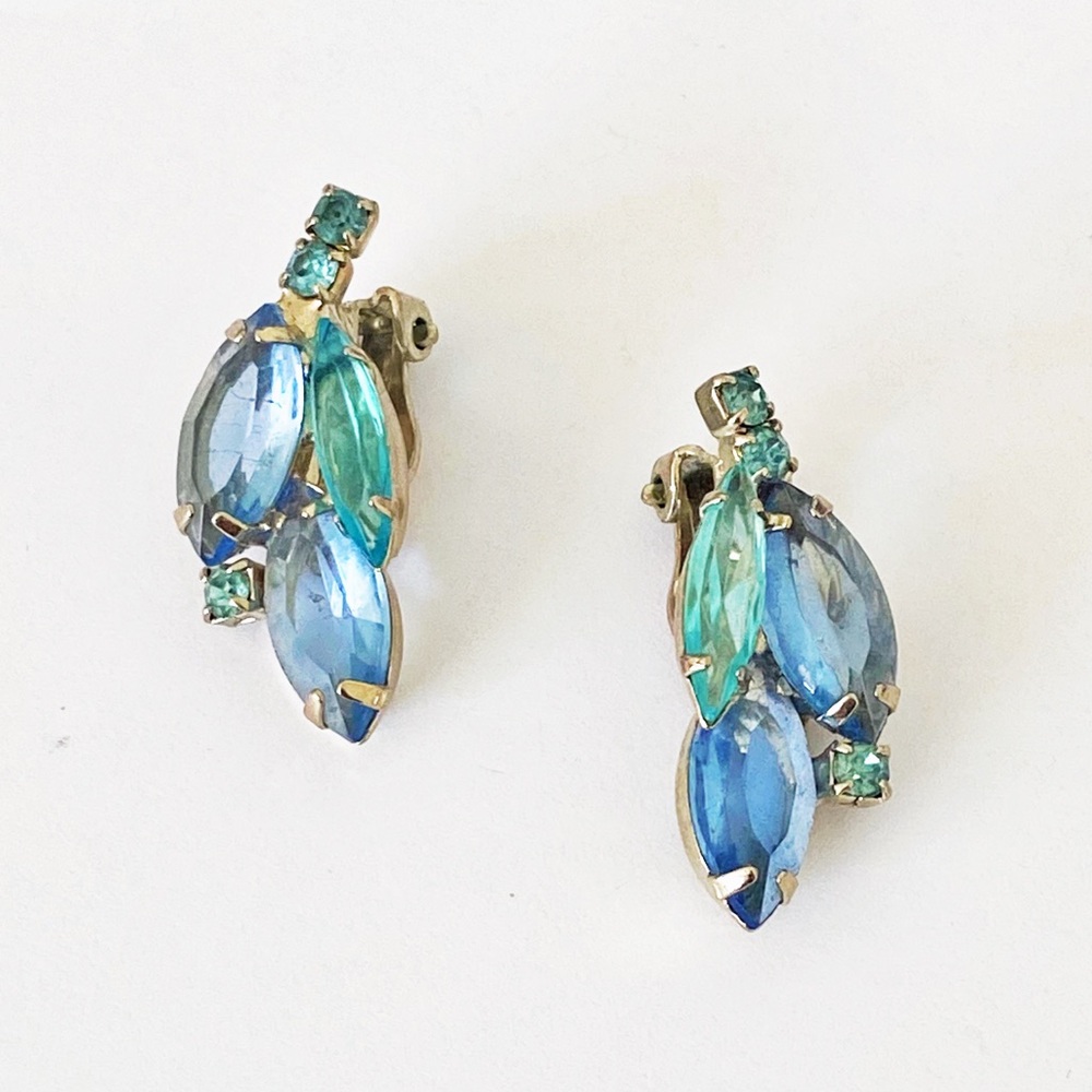 Vintage blue teal navette rhinestone silver tone clip earrings